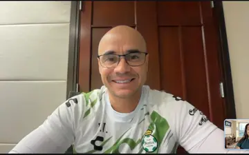 Aula ao vivo da TUFE em videochamada